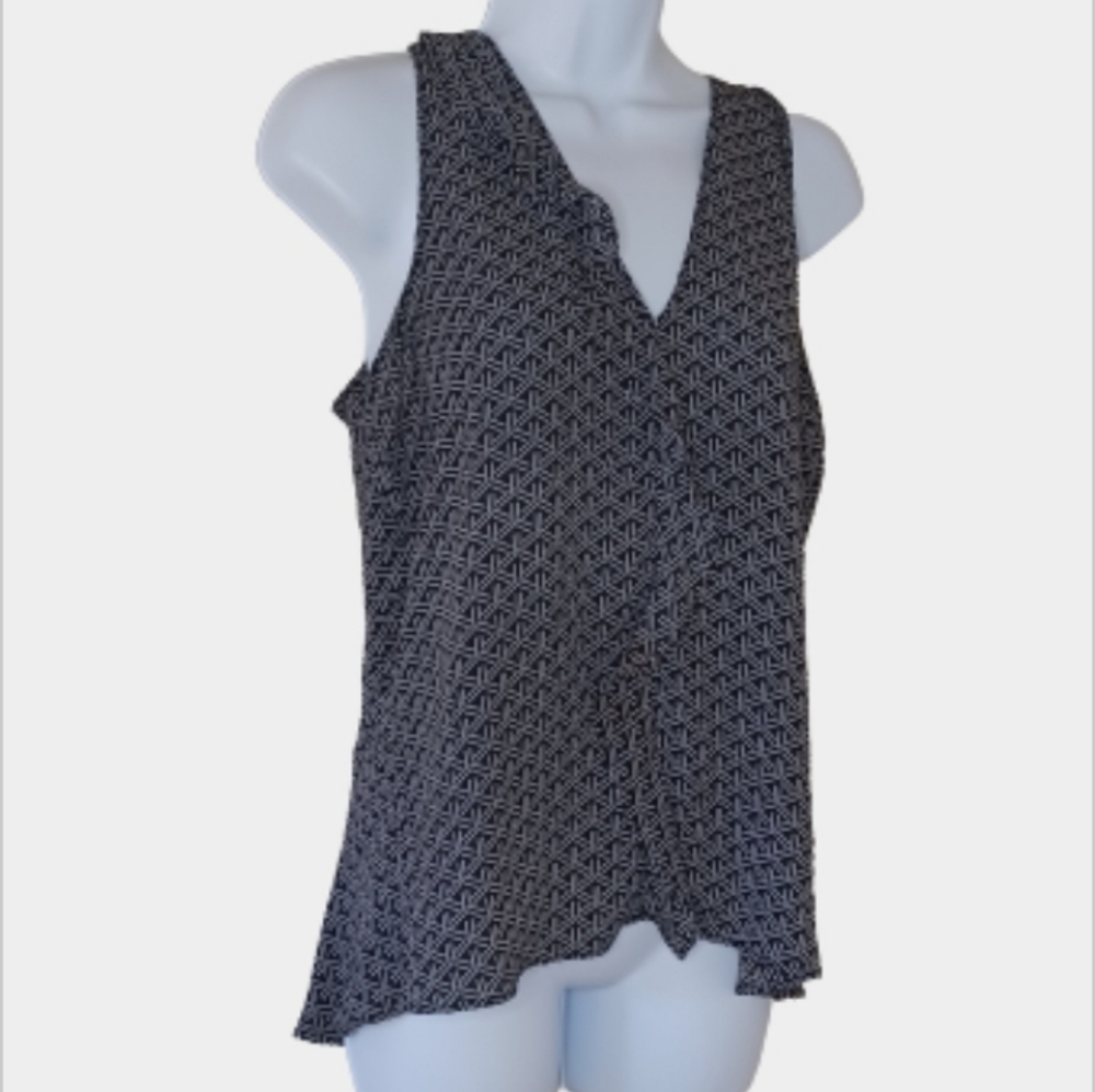 Banana Republic Basket Weave Sleeveless blouse, sz S